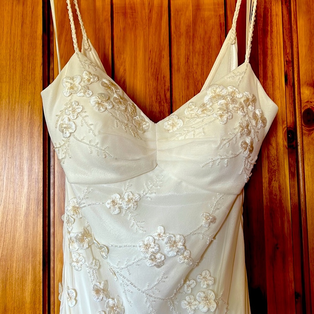Beautiful  Lillie Rubin cocktail/wedding dress . Tons of delicate beadwork.